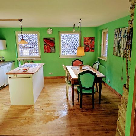 Апартаменты Haus Der Malerin Andrea Gawaz Мюлльхайм Экстерьер фото