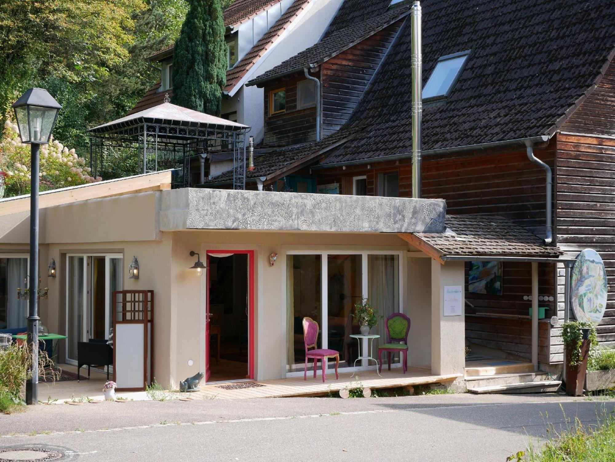 Апартаменты Haus Der Malerin Andrea Gawaz Мюлльхайм Экстерьер фото
